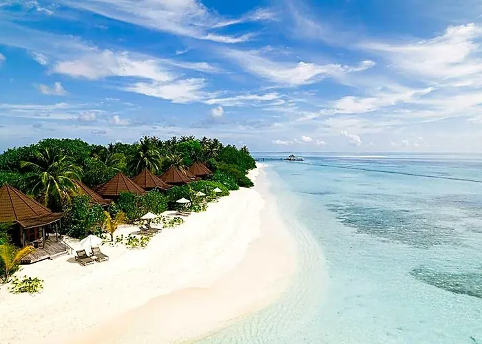 Komandoo Island Resort & Spa