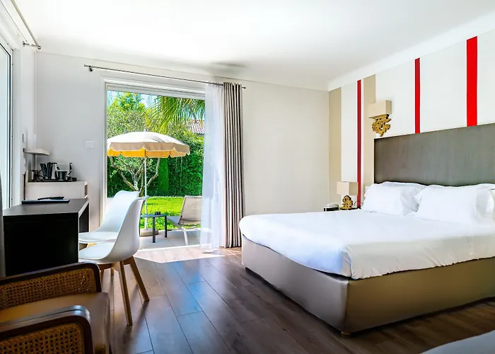 Hotel Villa Sophia - Adults Only July And August