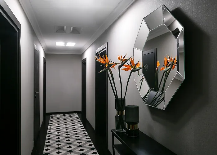 Queen Boutique Hotel