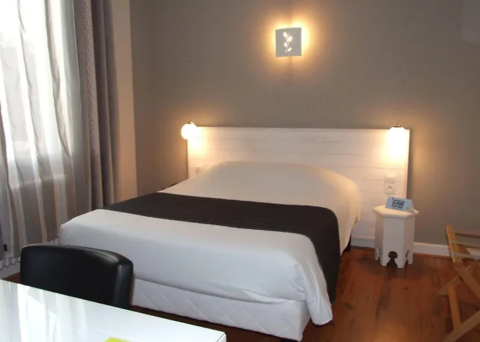 Logis Hotel L'Occitan 2 étoiles