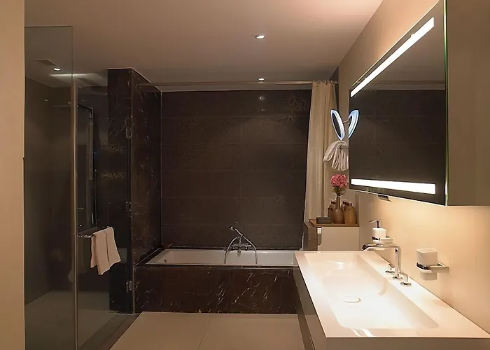 Royal Orchid Central Kireeti Hampi
