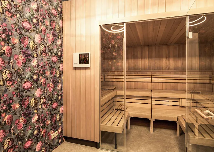 Boutique Hotel Lumiere
