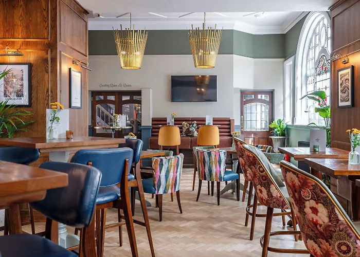 Toll House Inn