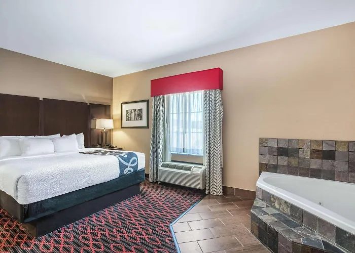 La Quinta By Wyndham Conway