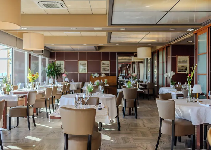 Logis Hôtel Mediterranee