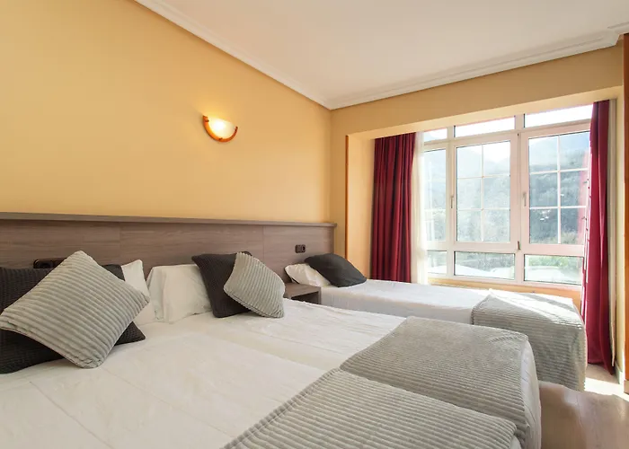 Hotel Naranjo De Bulnes