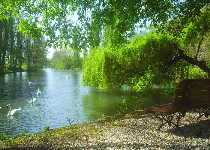 Belle Isle Sur Risle - Chateau Hotel&Spa