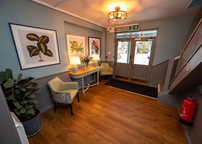 Riverside Hotel By Chef & Brewer Collection