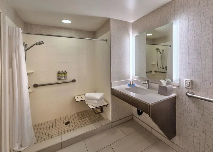 Holiday Inn Express Hotel & Suites Minden By Ihg