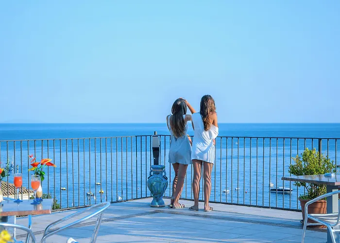 Albergo Riviera B&B Rooms & App Sea-View