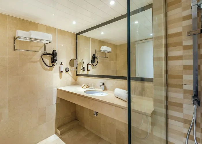 Sentido Fido Tucan - Adults Only