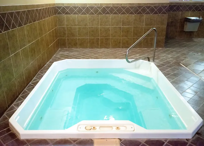 Holiday Inn Express Devils Lake By Ihg