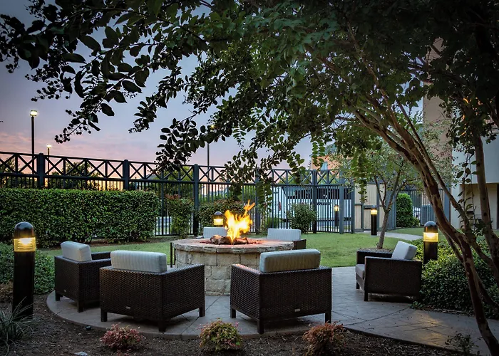 Courtyard By Marriott Norman