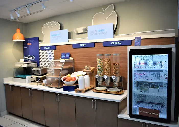 Holiday Inn Express Hotel & Suites Sedalia By Ihg