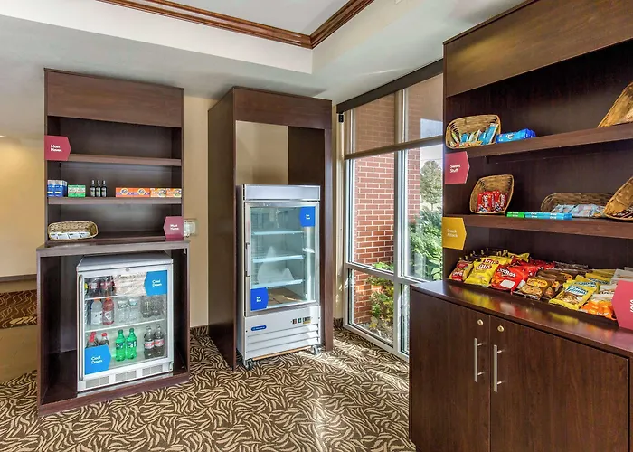 Comfort Suites Seaford