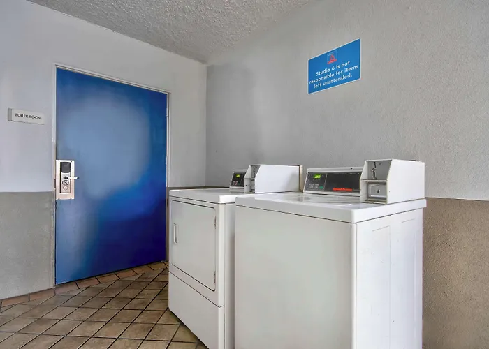 Studio 6 Suites San Bernardino, Ca