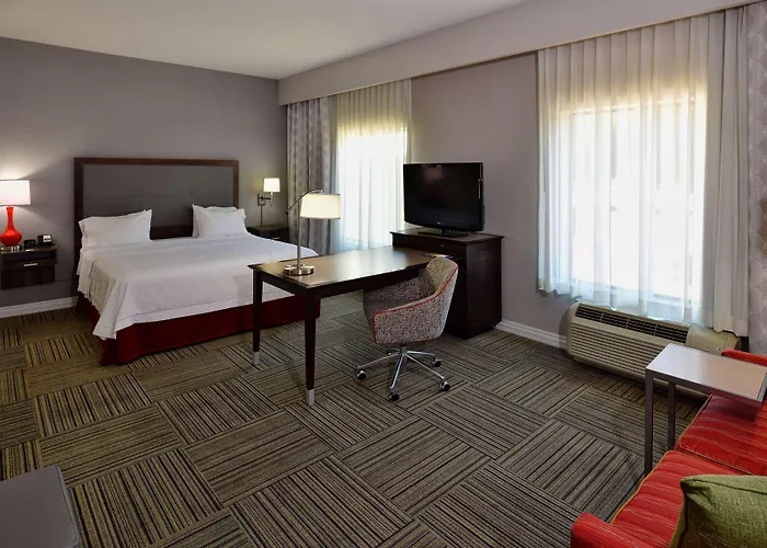 Hampton Inn & Suites Fredericksburg