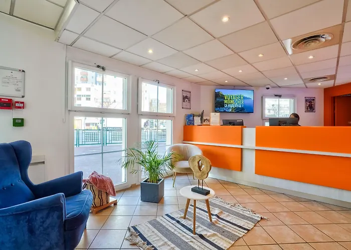 Kyriad Eco - Suresnes - La Defense