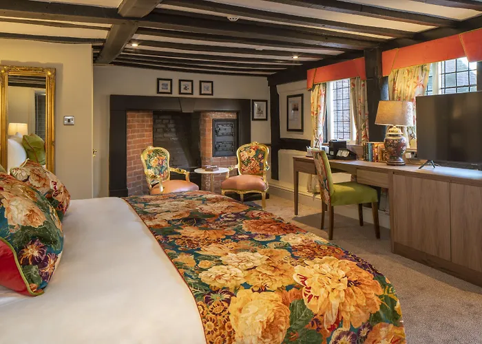 The Tudor House Hotel, Tewkesbury, Gloucestershire - The Coaching Inn Group