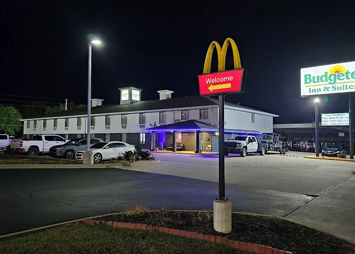 Budgetel Inn & Suites
