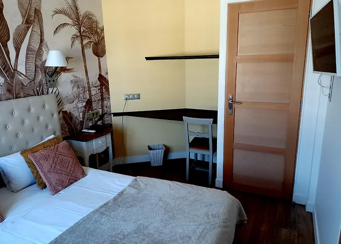 Cit'Hotel Logis Louise de Savoie