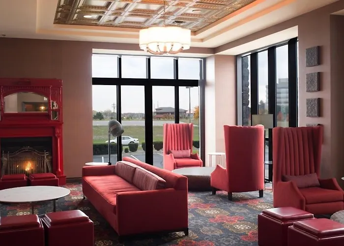 Shoreline Inn & Conference Center, An Ascend Collection Hotel