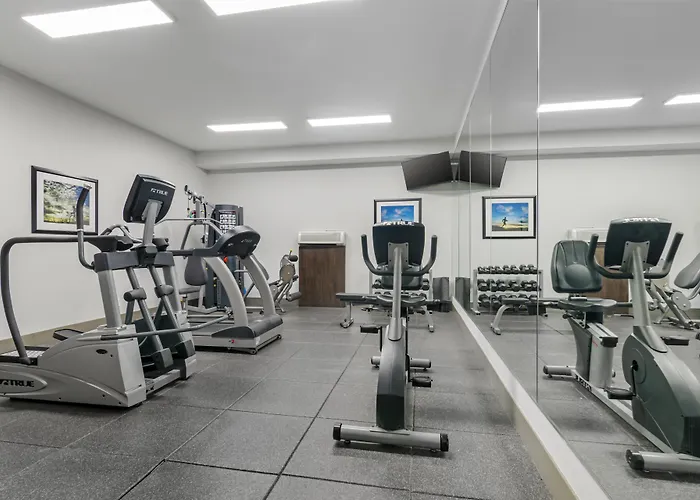 Best Western Plus Washington Hotel