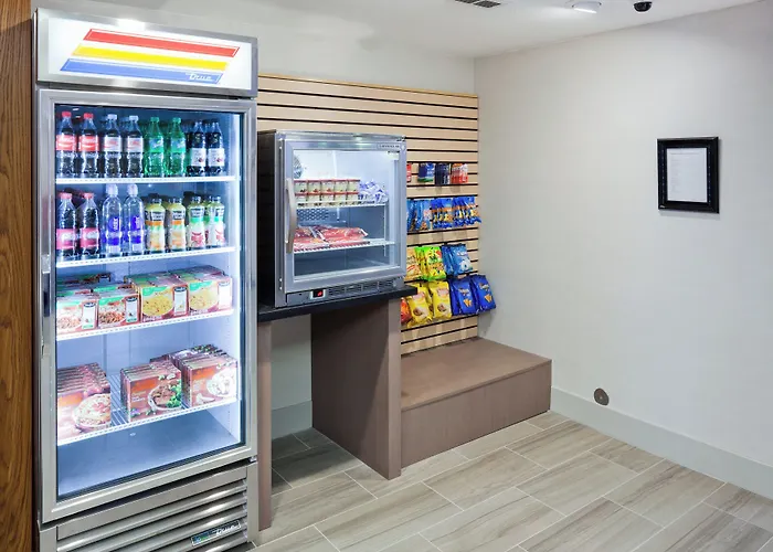 Holiday Inn Express & Suites - Dickinson By Ihg