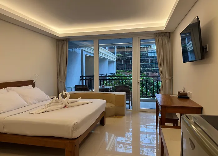 Green Garden Hotel