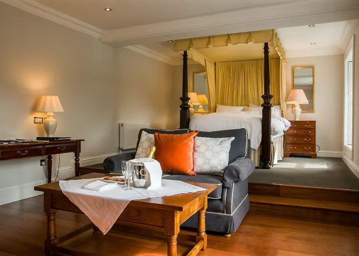 The Dunraven, Adare