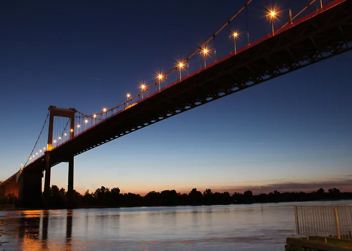 Campanile Bordeaux - Le Lac