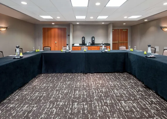 Embassy Suites By Hilton Saint Louis Saint Charles