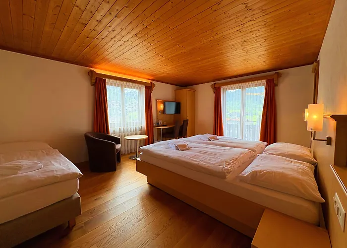 Madrisa Lodge