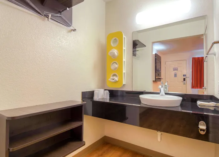Motel 6-Chula Vista, Ca - San Diego