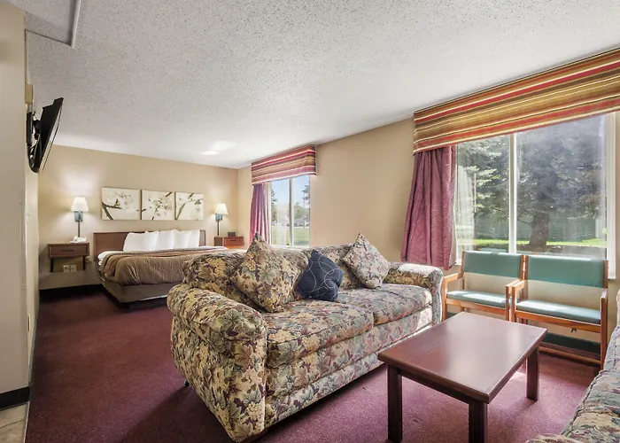De Smet Super Deluxe Inn & Suites