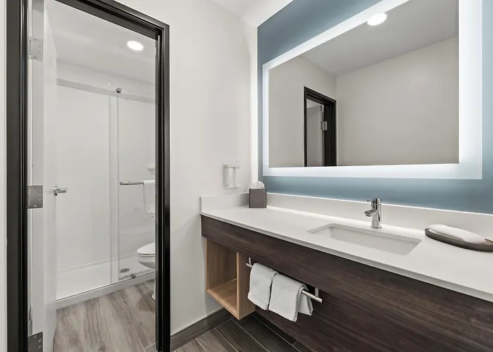 The Ellsworth Hotel, An Ascend Collection Hotel