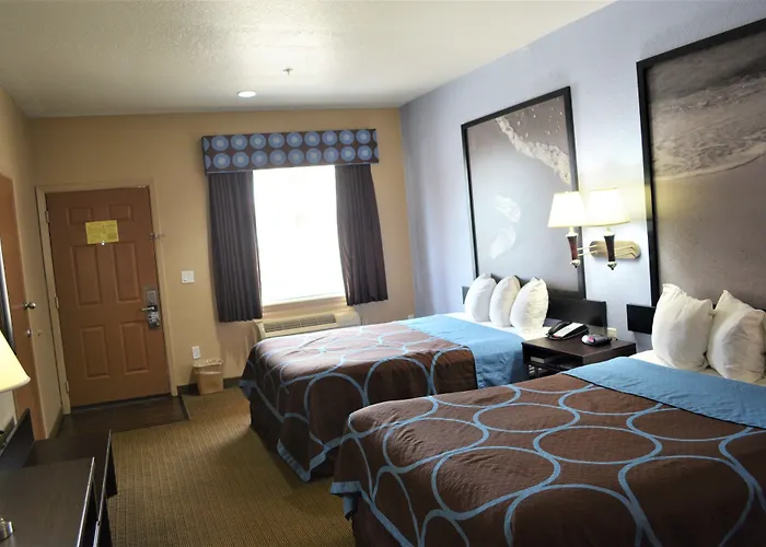 Super 8 By Wyndham Galveston