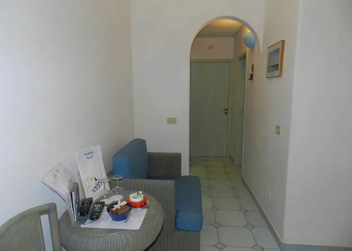 Hotel Holiday