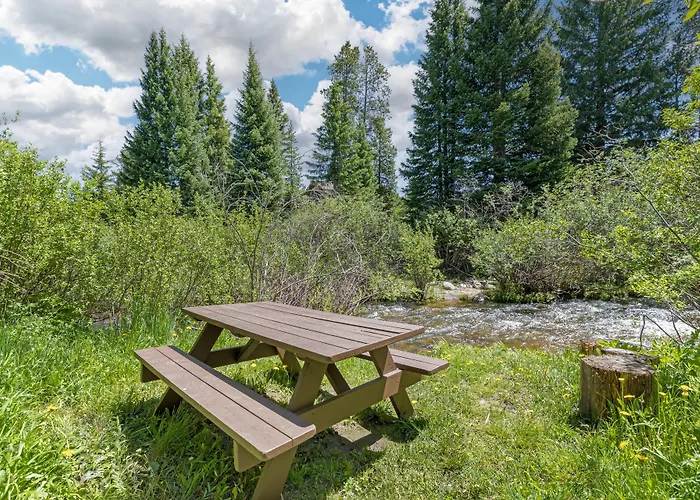 Best Western Alpenglo Lodge