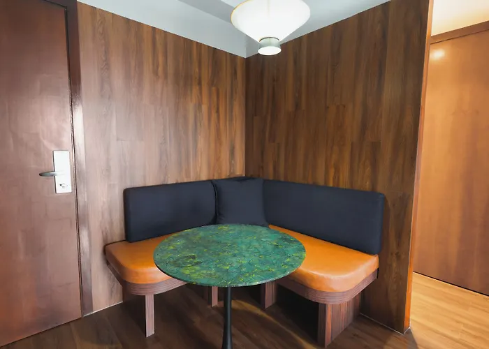 Estanplaza Funchal Faria Lima