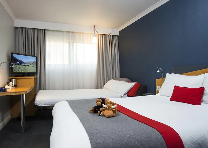 Holiday Inn Express Swindon West By Ihg