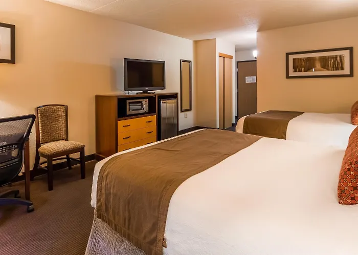Best Western Plus Sidney Lodge