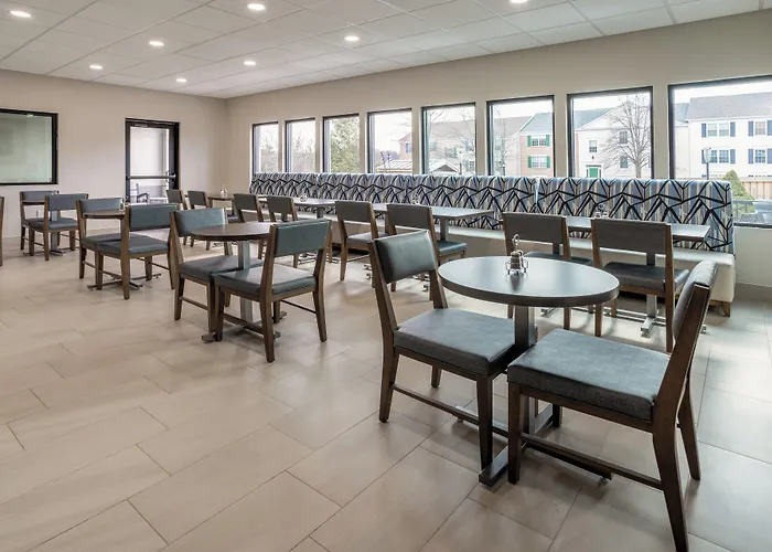 Holiday Inn Express & Suites Leesburg - Historic District By Ihg
