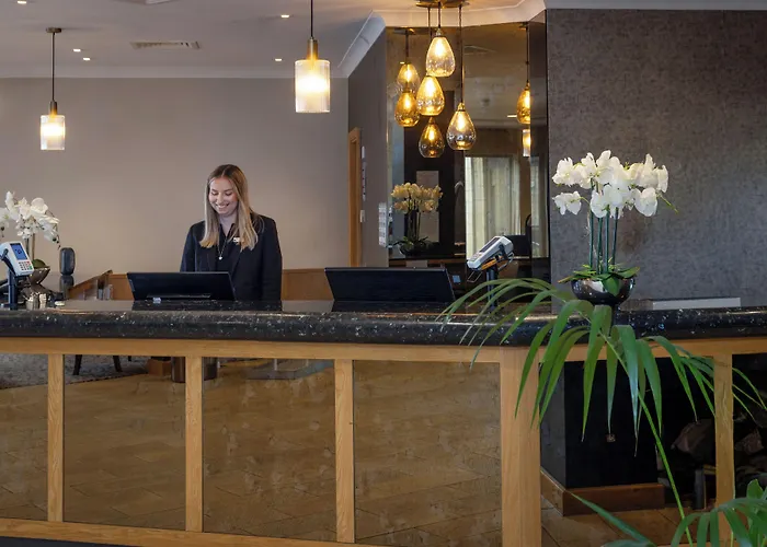 Hampshire Court Hotel & Spa