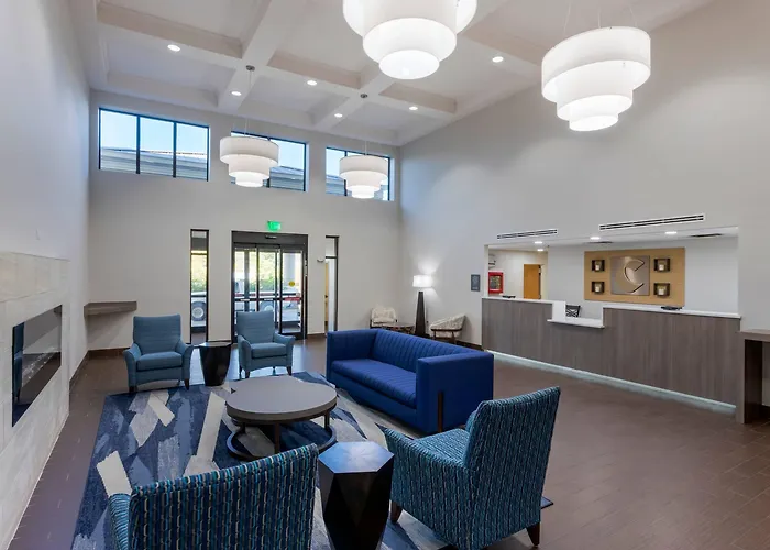 Comfort Inn & Suites Hot Springs Midtown