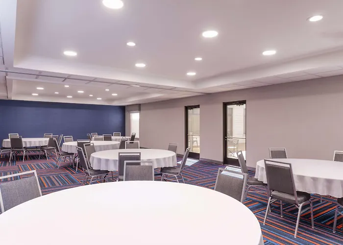 Hampton Inn & Suites St. Louis-Chesterfield