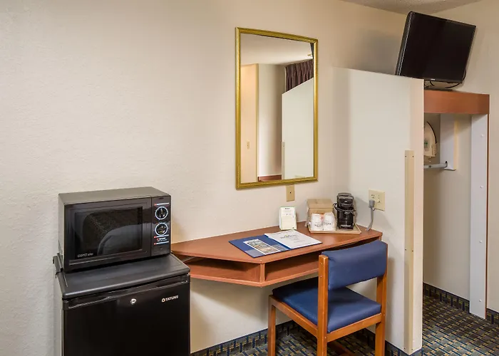 Microtel Inn & Suites Leesburg