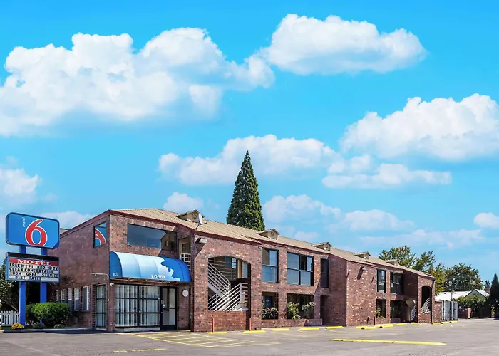Motel 6-Canby, Or