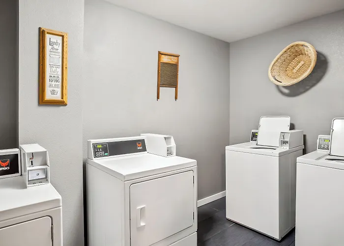 Guesthouse Inn & Suites Kelso/Longview