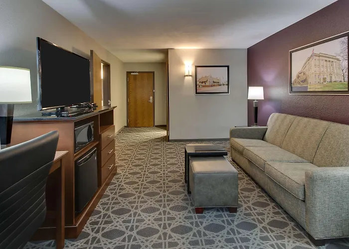 Drury Inn & Suites Poplar Bluff